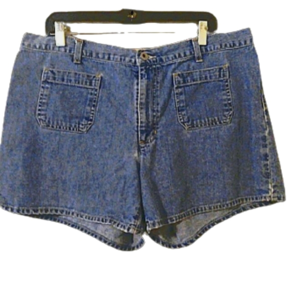 Y2K Vintage GAP Patch Pocket Jean Shorts, Size: 16 Plus Size. - Picture 2 of 8